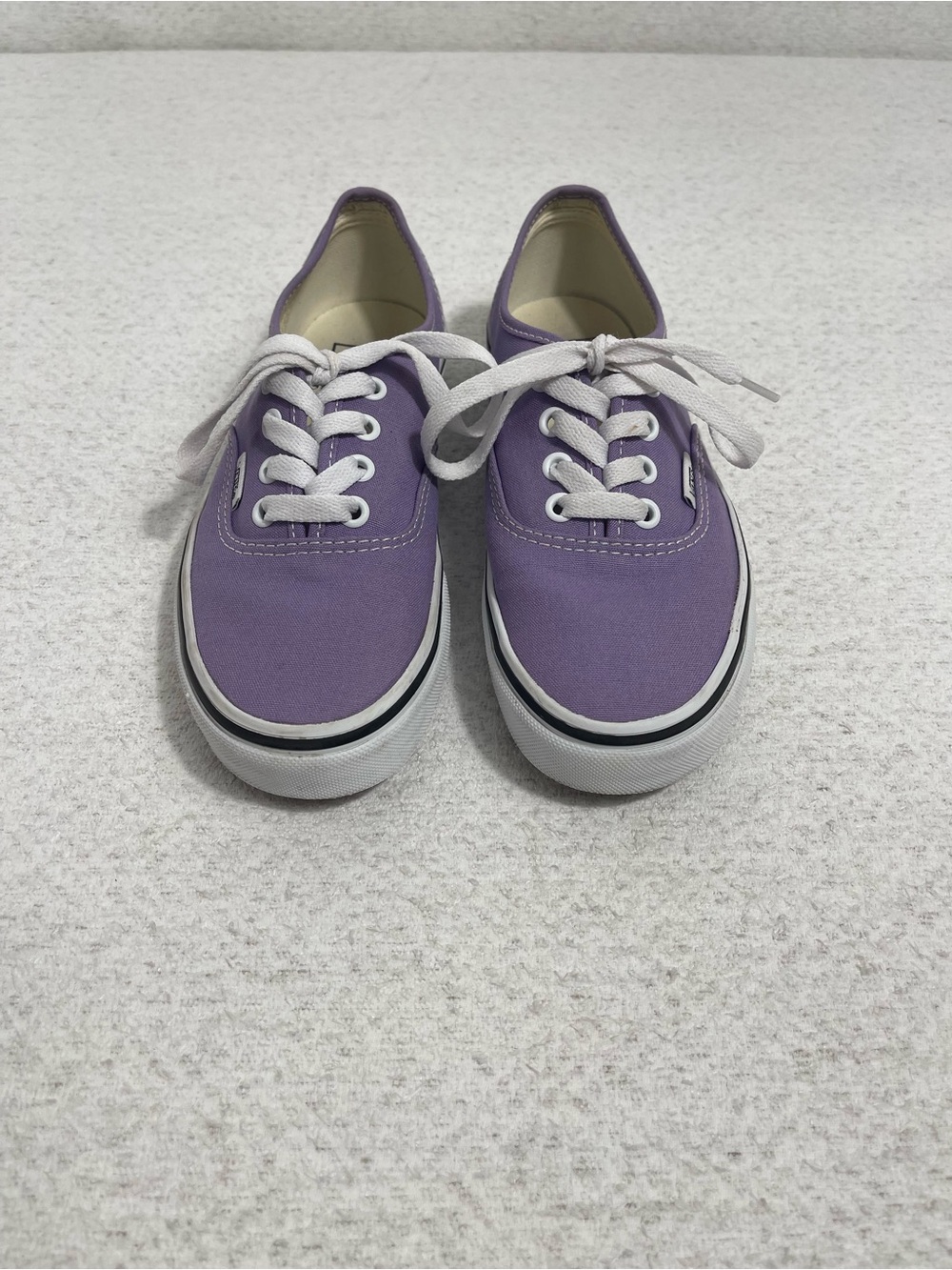 Vans Authentic Lavender Purple Canvas Sneakers Wm 6.5/Men’s Off The Wall.SKU0550